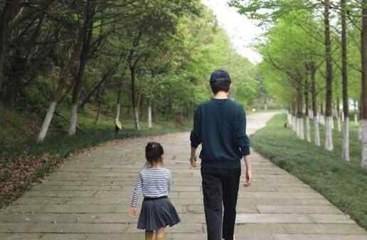 孙俪邓超儿女出游 在哪里游玩？