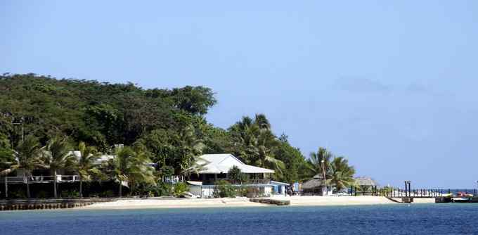 太平洋一岛国海滩冲上一具感染新冠男尸 已致16人被隔离