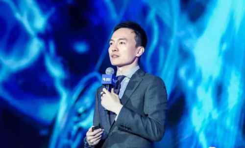 松鼠教育 松鼠教育:为何能吸引67岁的AI教父跳槽?
