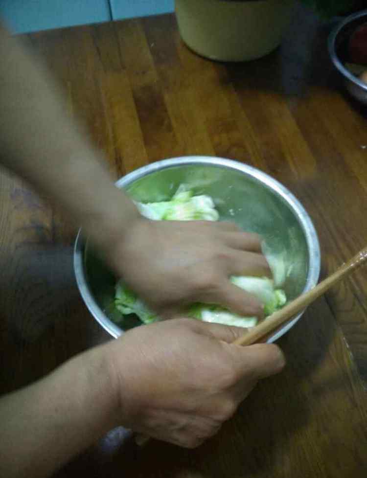 简易版辣白菜 简易版辣白菜怎么做好吃 简易版辣白菜做法详细步骤