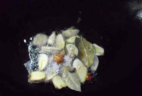 豌豆苗的做法 清油红汤火锅配方 清油红汤火锅食谱做法大全