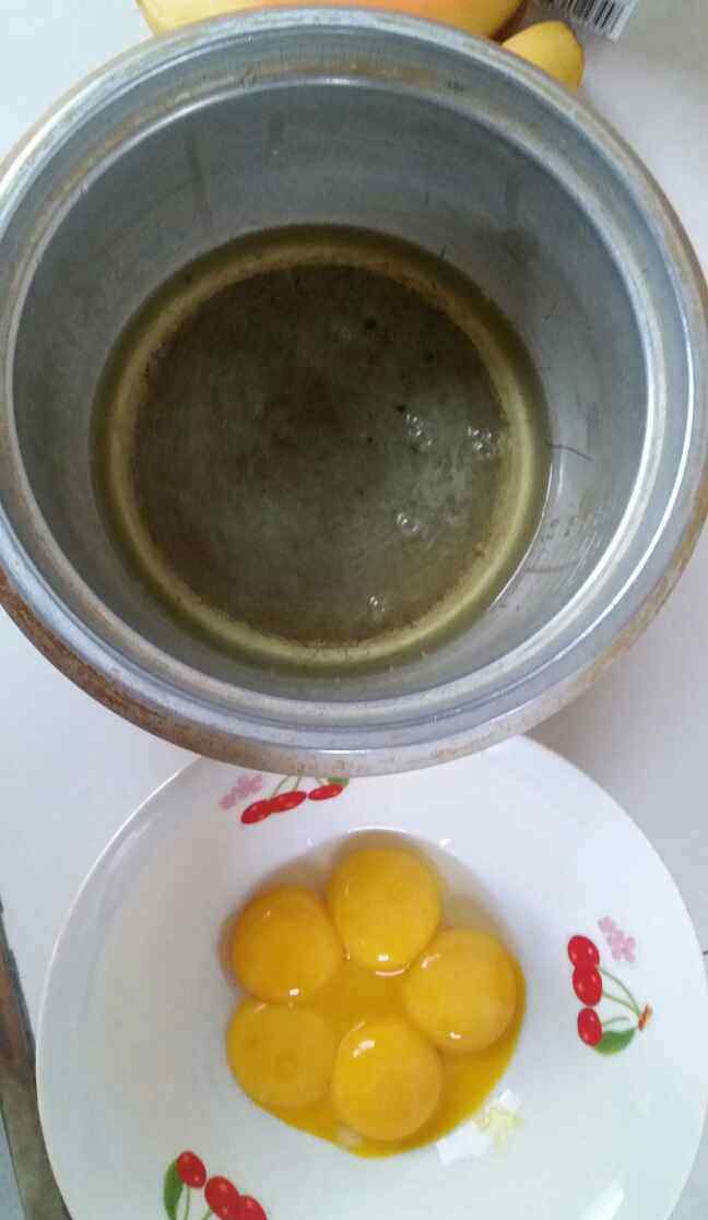 香蕉蛋糕的做法电饭煲 电饭煲香蕉蛋糕怎么做 电饭煲香蕉蛋糕做法和材料