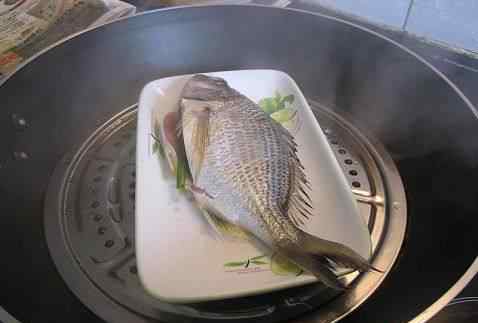 海鱼的做法大全 清蒸海鱼简单又好吃的做法 清蒸海鱼食谱简单做法