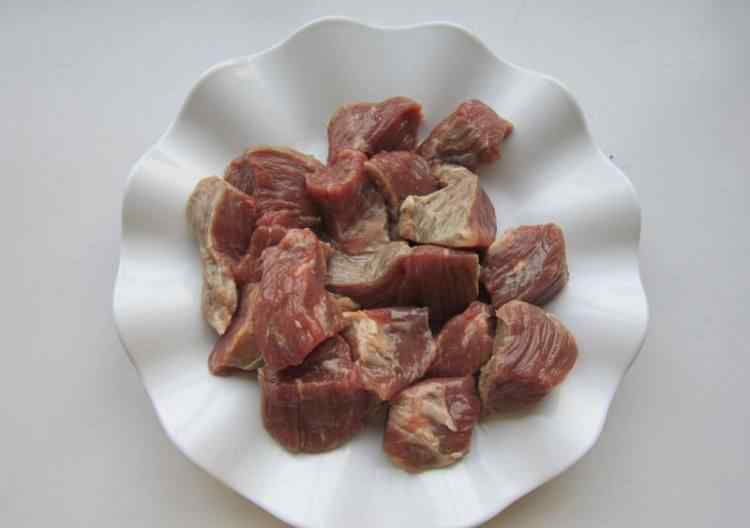 番茄炖牛肉 西红柿炖牛肉配方 西红柿炖牛肉做法步骤图解