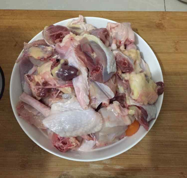 正宗海南椰子鸡的做法 椰子鸡的做法 椰子鸡做法及配料