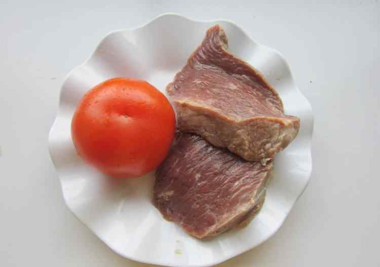 番茄炖牛肉 西红柿炖牛肉配方 西红柿炖牛肉做法步骤图解