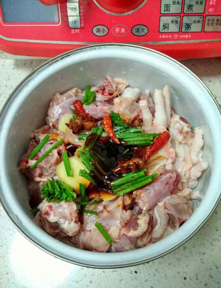 荷叶鸡的做法 荷叶鸡怎么做好吃 荷叶鸡的做法大全