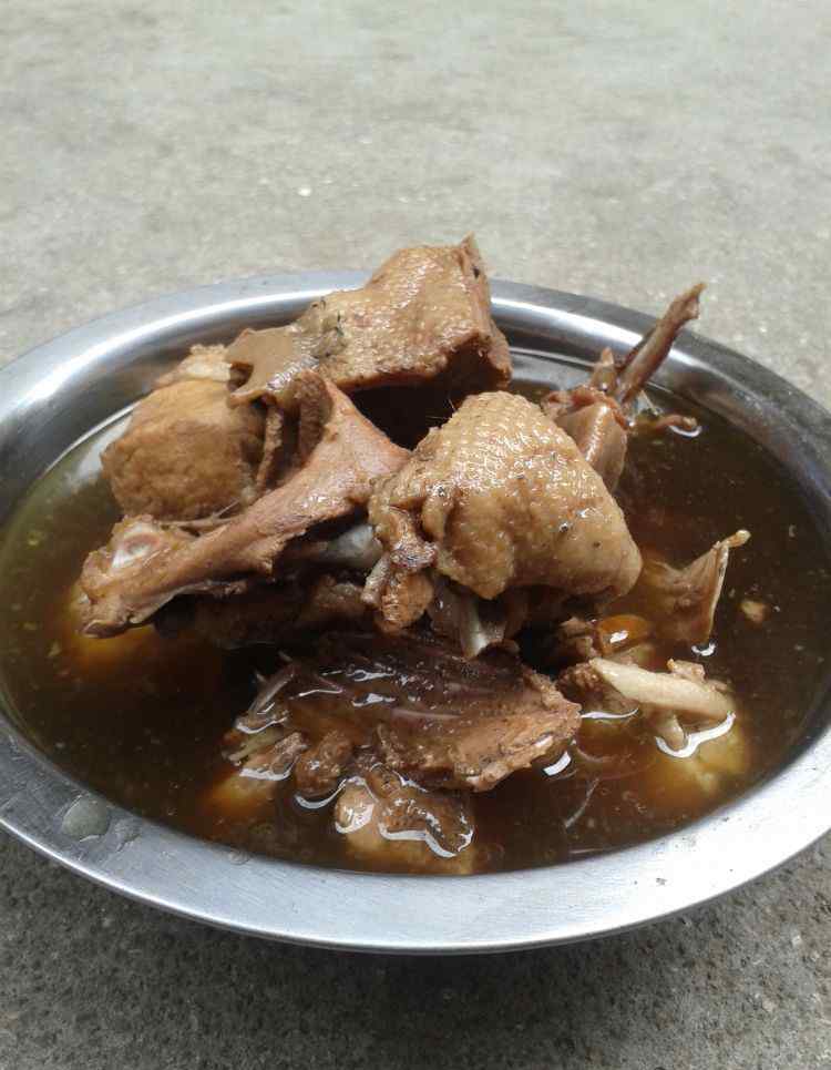 家常炖鸭肉 炖鸭肉怎么做好吃 炖鸭肉做法及配料