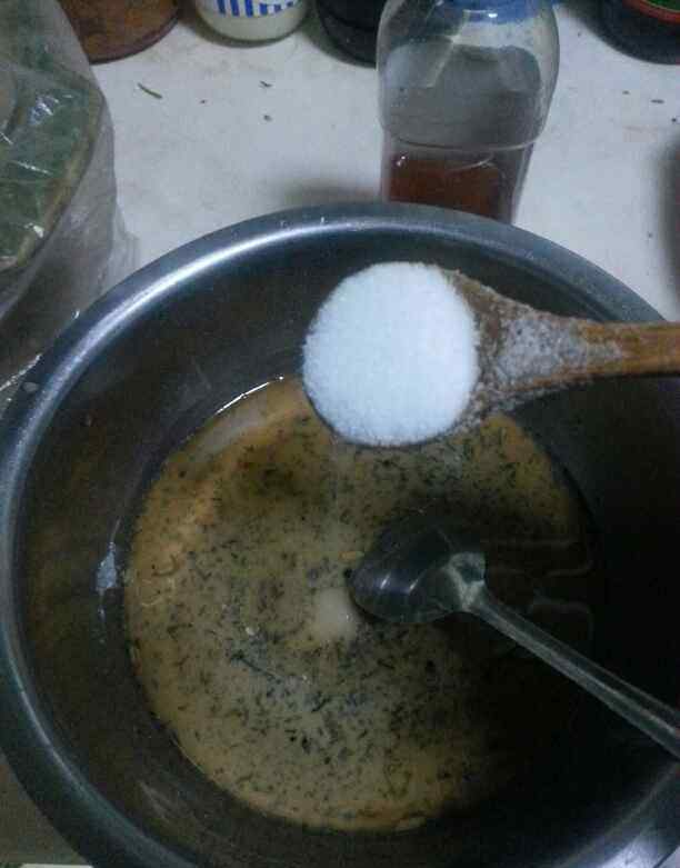 最佳的变蛋配方 水晶变蛋的简单做法 水晶变蛋做法详细步骤