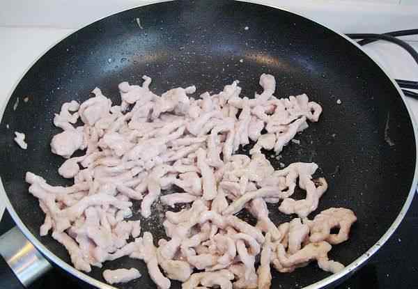 甜面酱的做法 京酱肉丝做法和配方 京酱肉丝食谱做法大全
