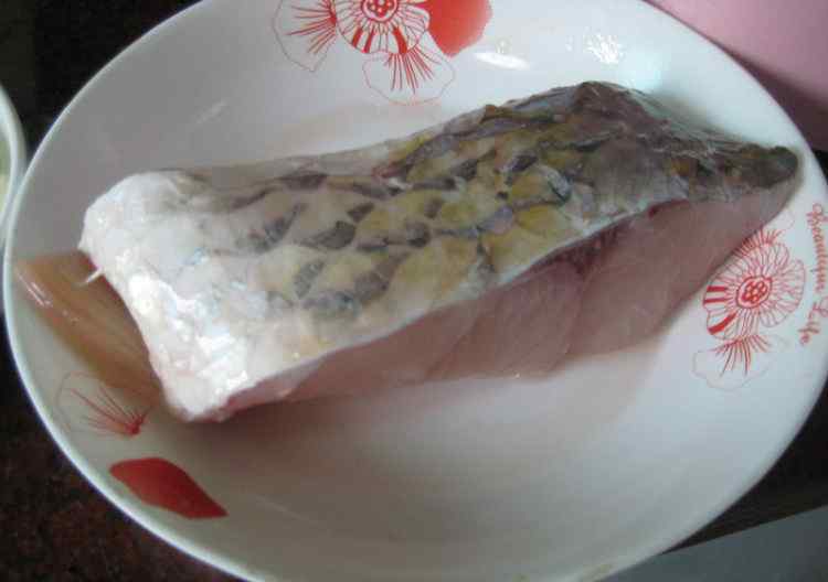 蒸鱼的做法 清蒸草鱼怎么做好吃 清蒸草鱼做法步骤图解