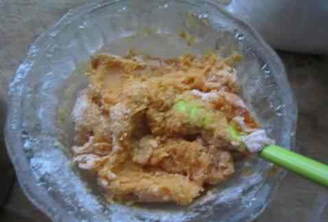 如何做南瓜饼 香甜南瓜饼怎么做 香甜南瓜饼做法和材料