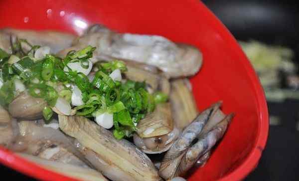 腊牛肉怎么做好吃 小炒蛏子怎么做好吃 小炒蛏子食谱简单做法