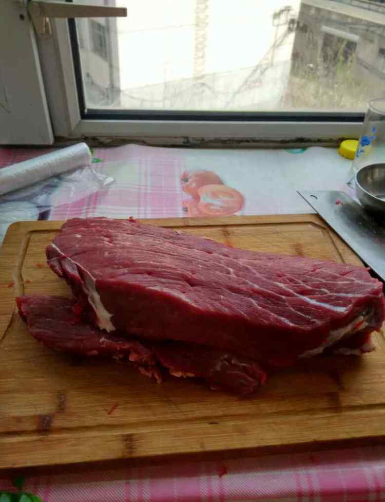空气炸锅烤牛肉 空气炸锅烤牛肉干简单又好吃的做法 空气炸锅烤牛肉干配方与做法