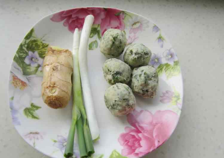 萝卜丸子怎么做好吃 醋溜萝卜丸子怎么做好吃 醋溜萝卜丸子食谱做法大全