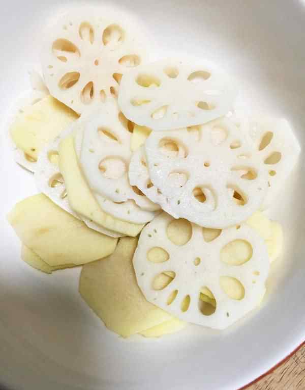 麻辣拌怎么做 自制麻辣拌怎么做好吃 自制麻辣拌食谱做法大全