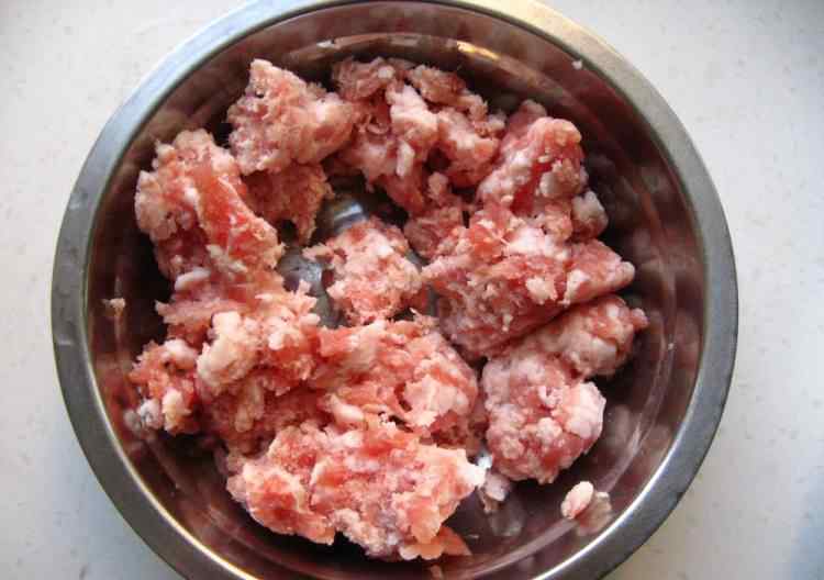 炸酱怎么做 孜然辣肉酱配方 孜然辣肉酱做法和材料