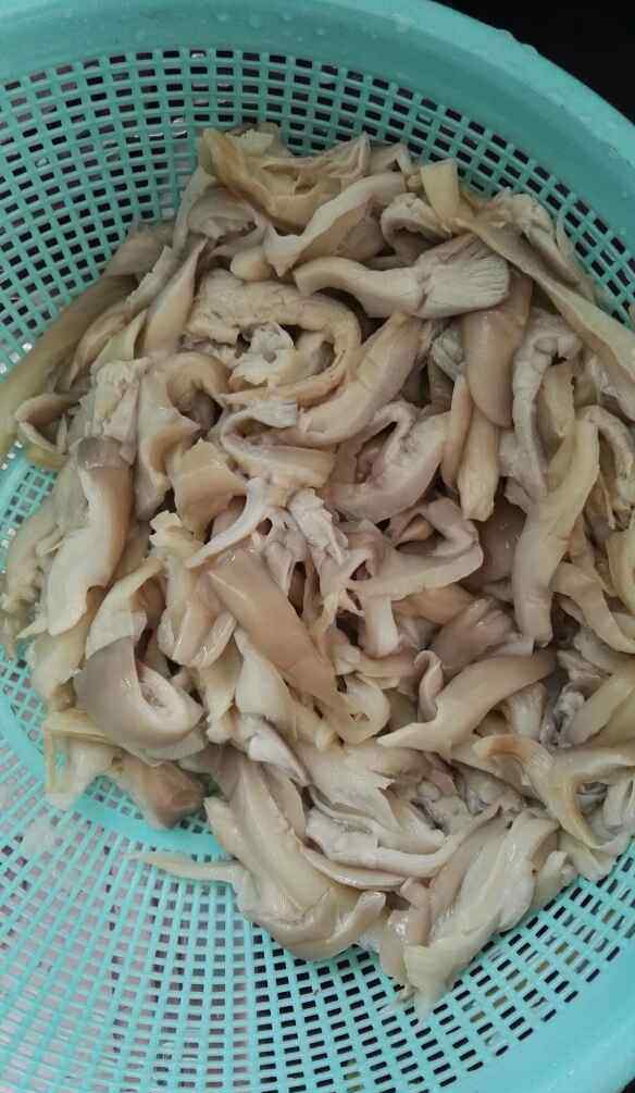 平菇炒蛋 平菇炒鸡蛋的详细做法 平菇炒鸡蛋食谱简单做法