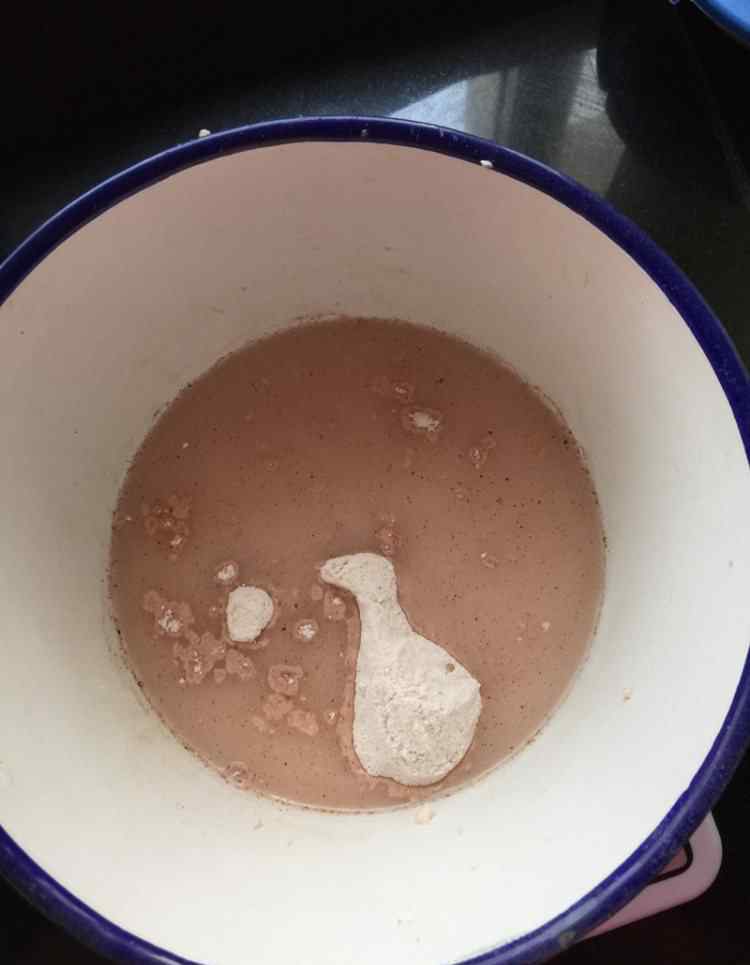 儿童自制火腿肠的做法 自制午餐肉火腿肠的详细做法 自制午餐肉火腿肠做法步骤图解