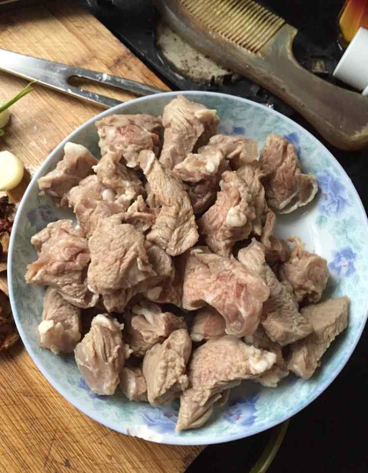 煮牛肉汤 清炖牛肉汤做法和配方 清炖牛肉汤食谱做法大全