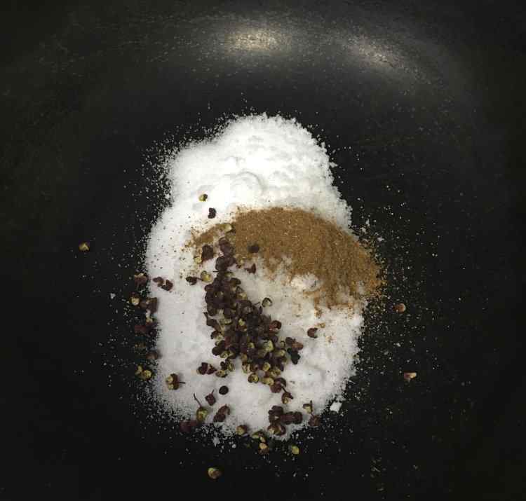 盐水鹅的正宗做法 盐水鹅做法和配方 盐水鹅做法大全