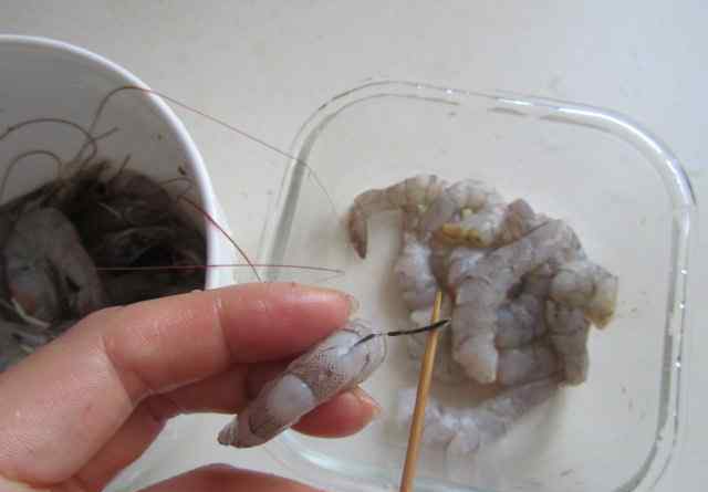 玉米笋的做法 鲜虾双笋沙拉怎么做好吃 鲜虾双笋沙拉配方与做法