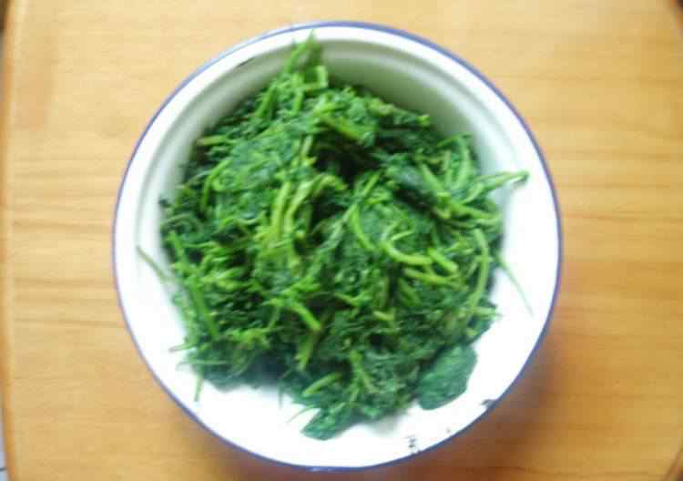 艾草怎么吃最好 艾草青团子做法和配方 艾草青团子做法大全