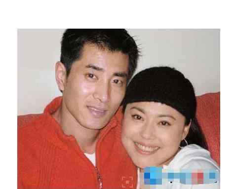 李菁菁现在老公 曾经辉煌的李菁菁，如今沦落卖茶叶，坎坷婚姻失败事业伤痕累累文章配图
