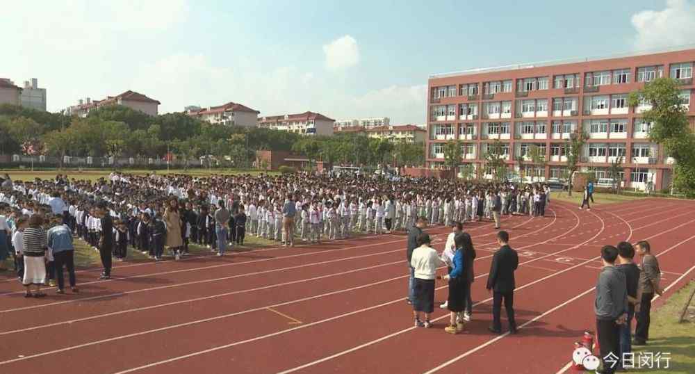 闵行生孩子百佳棒 闵行的这帮孩子向我们示范了地震来了究竟是跑还是不跑