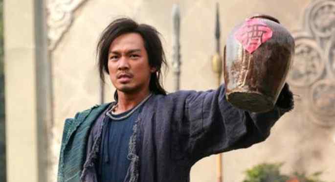 段誉的武功 金庸笔下武功最高的4位皇帝，段誉垫底，第一能硬接降龙十八掌