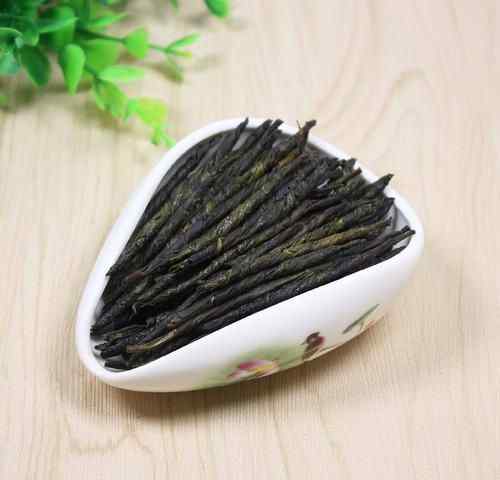 什么泡水喝养肝护肝 肝火旺盛，常用这4种中药材泡水喝，养肝护肝更健康