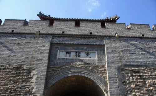 明朝都城 清定都所建的都城，属明代遗址，文物保护单位，辽宁东京城城址