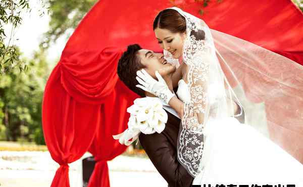 昆明婚纱 昆明哪家婚纱摄影靠口碑生存