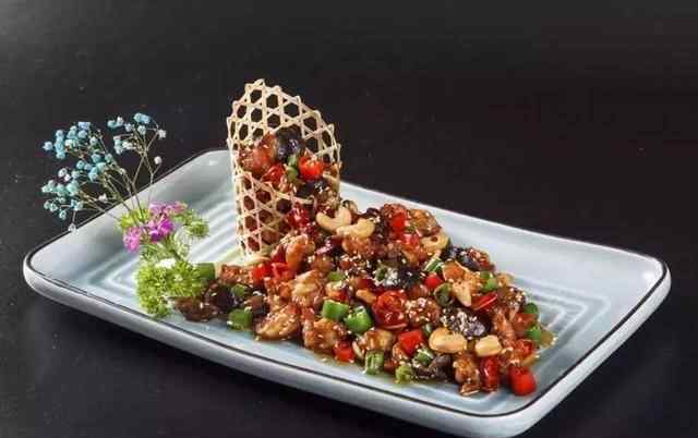 掌中宝是鸡的哪个部位 “掌中宝”到底是鸡爪上的哪块肉？看完发现白吃了