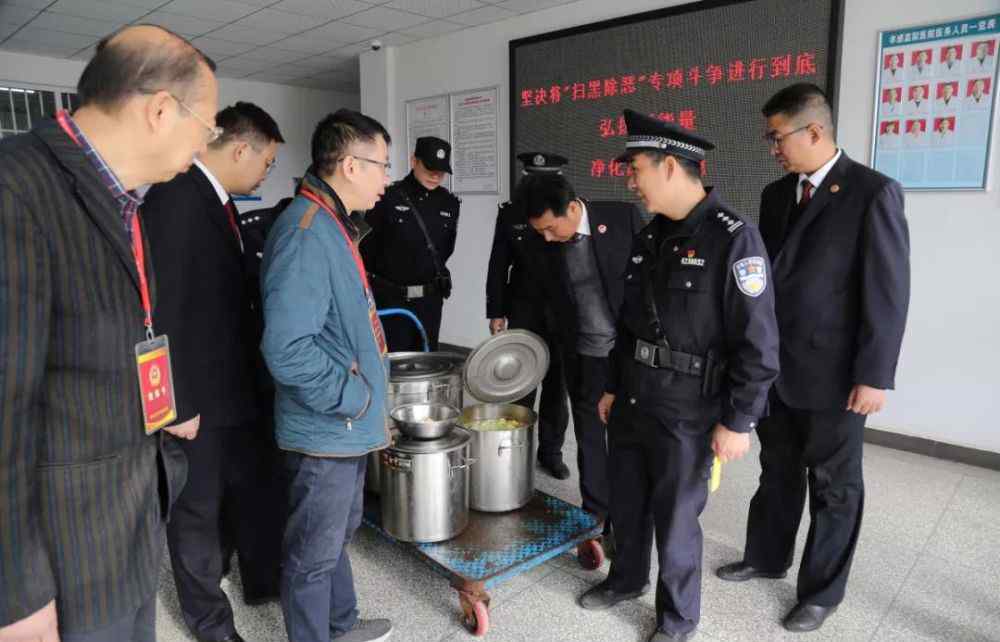 孝感监狱 孝感市检察院邀请人民监督员参与监狱常规巡回检察