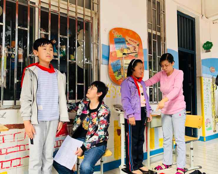 中国儿童身高体重标准表2019 最新2019版儿童身高体重标准表出炉，宝妈们快来看看你家娃达标了吗？
