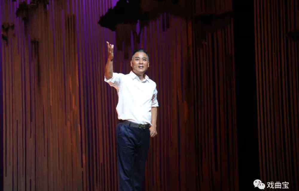 郝仁 南昌采茶戏《郝仁好事》登陆武汉，寒冬中上演温情大戏