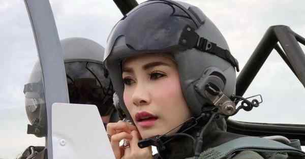 代生王妃 泰国新王妃上任86天被废，是风流国王变心还是女方太大胆？