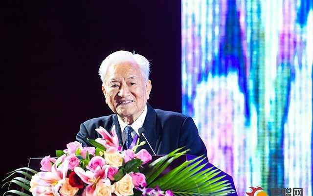 武汉银嘉 聚势谋远·智净未来 2019中国健康环境电器产业峰会在深圳召开