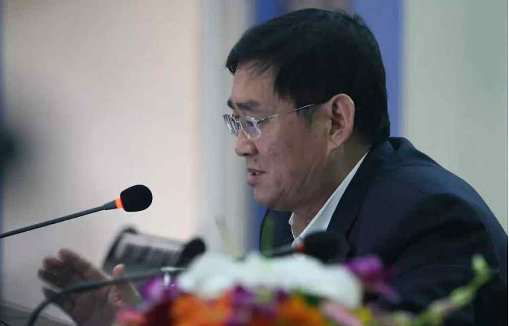 李金池 一年275人考上清华北大，超级中学背后的神话