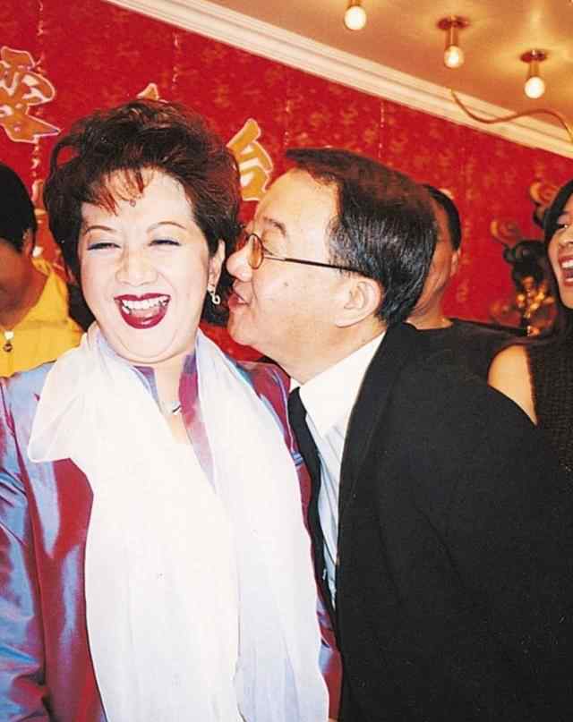 黎小田关菊英 73岁黎小田毕生多情与关菊英感情最深刻，遗憾未与薛家燕开花结果