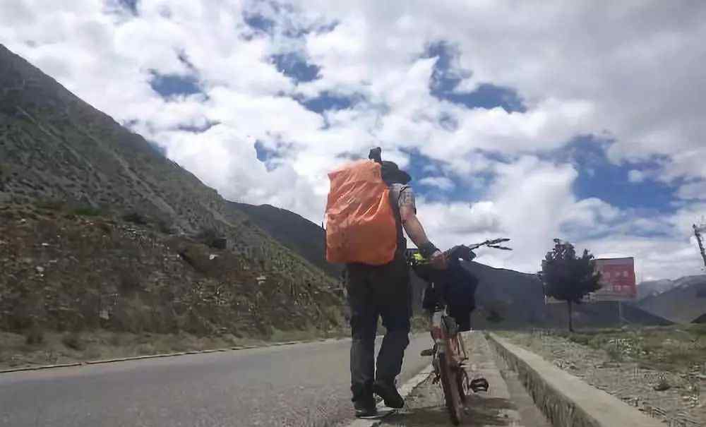 自行车去西藏 小伙骑共享单车去西藏，一路奔波2000公里，只为了找一个还车点！