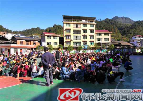 米贝 新晃米贝学校：50秒内安全撤离