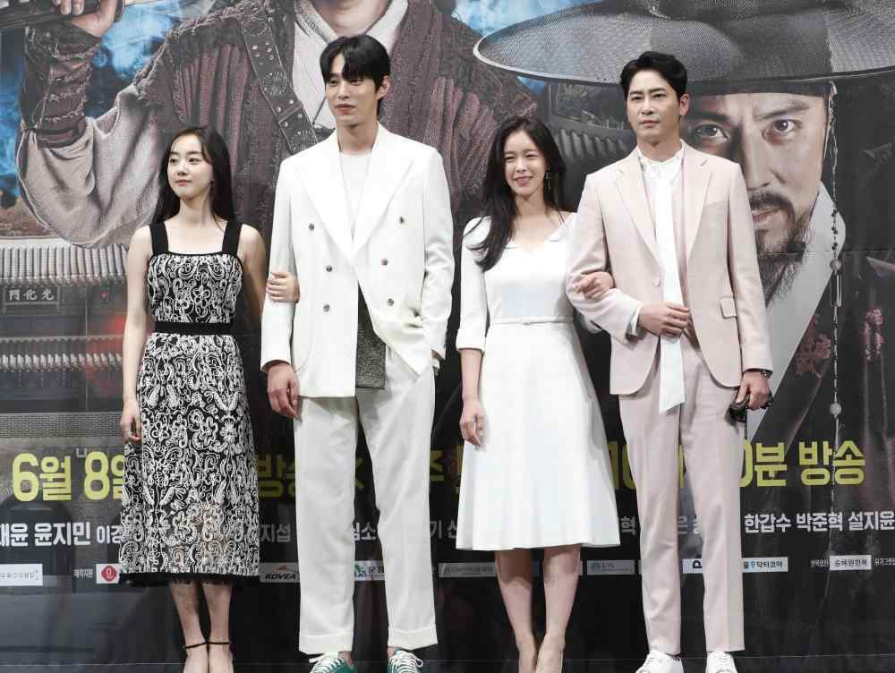 尹恩惠姜志焕 韩国男星姜至奂酒后侵犯女职员，被判缓刑三年，自称无法原谅自己