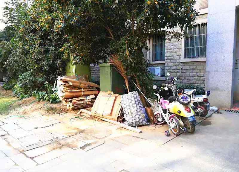 镇江小区 镇江这个小区太悲催，房价不涨反跌，还被业主疯狂吐槽