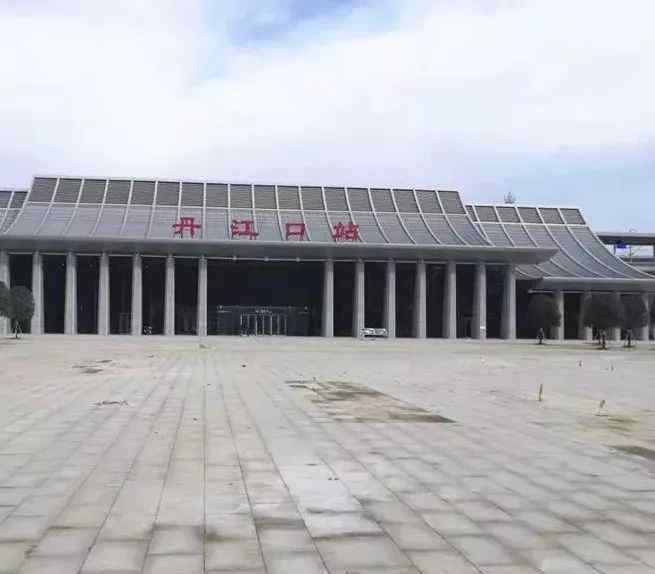 汉十高铁 今天，汉十高铁正式通车！后天，还有这个好消息……