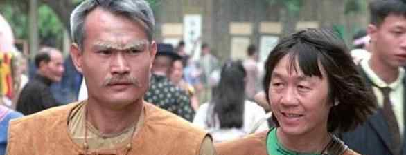 活人长尸斑活多久 拒绝金像奖第一人，与师傅同天去世，去世多日被发现身上长满尸斑