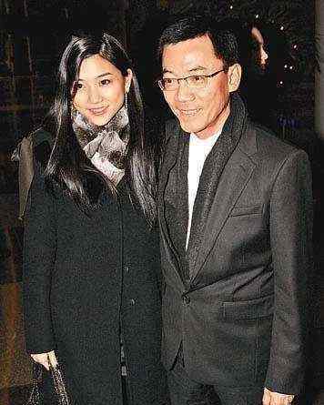 cgx杨永晴视频 顶级白富美，却被劈腿拍裸照，陈冠希还为她割腕自杀，到底啥来头？