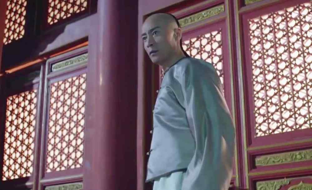 鳌拜被擒过程 鳌拜被擒后，康熙因何要为其平反？是真后悔，还是另有所图