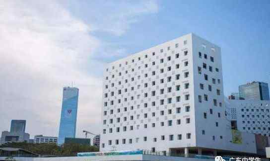 上985好还是深圳大学 深圳大学！一所不是985也不是211，最低也要600+，但大家挤破头都想上的大学！